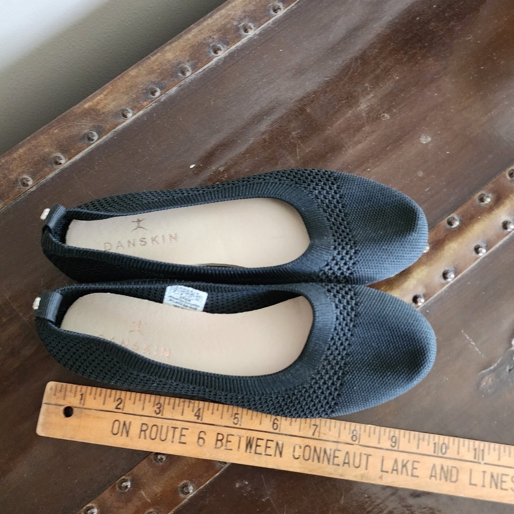 Danskin Vision Black Knit Ballet Flats Vegan Slip On‎ Shoes Womens Size 6